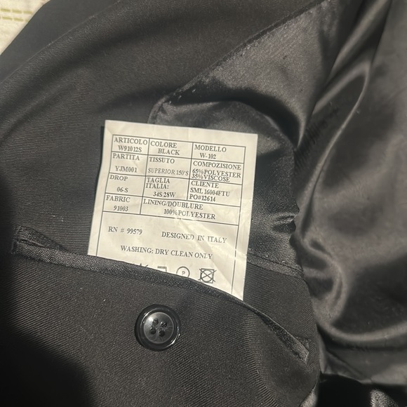 Black full suit - Picture 5 of 13